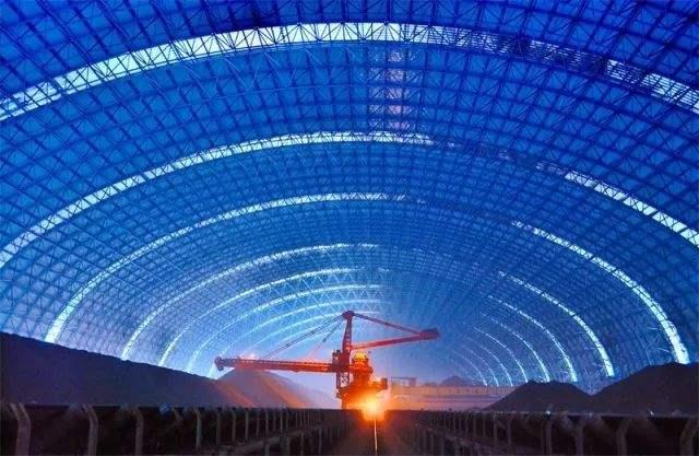 济宁亿优钢构工程师为您解析原料场封闭技术的特点和类型